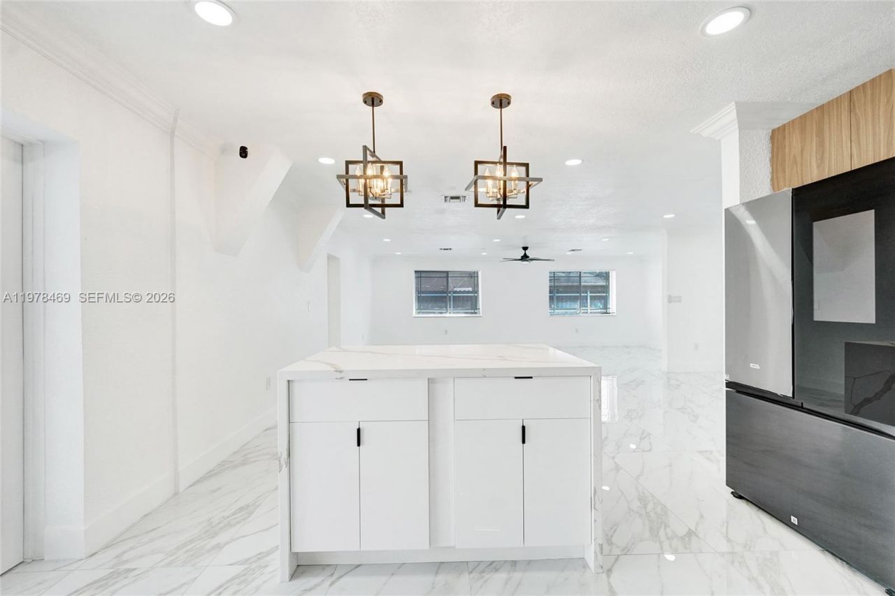 4861 NW 5th St, Plantation, FL 33317 Photo