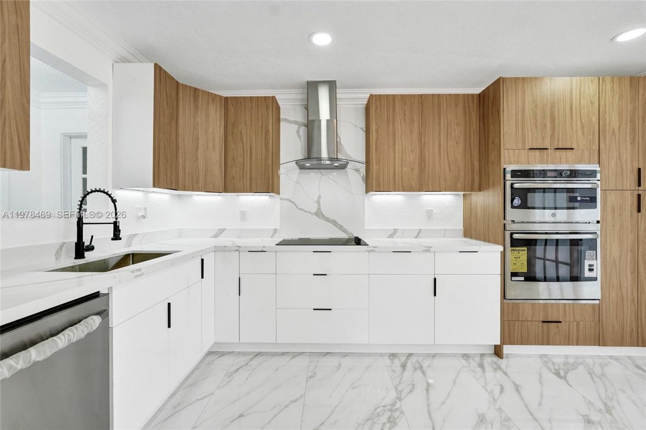 4861 NW 5th St, Plantation, FL 33317 Photo