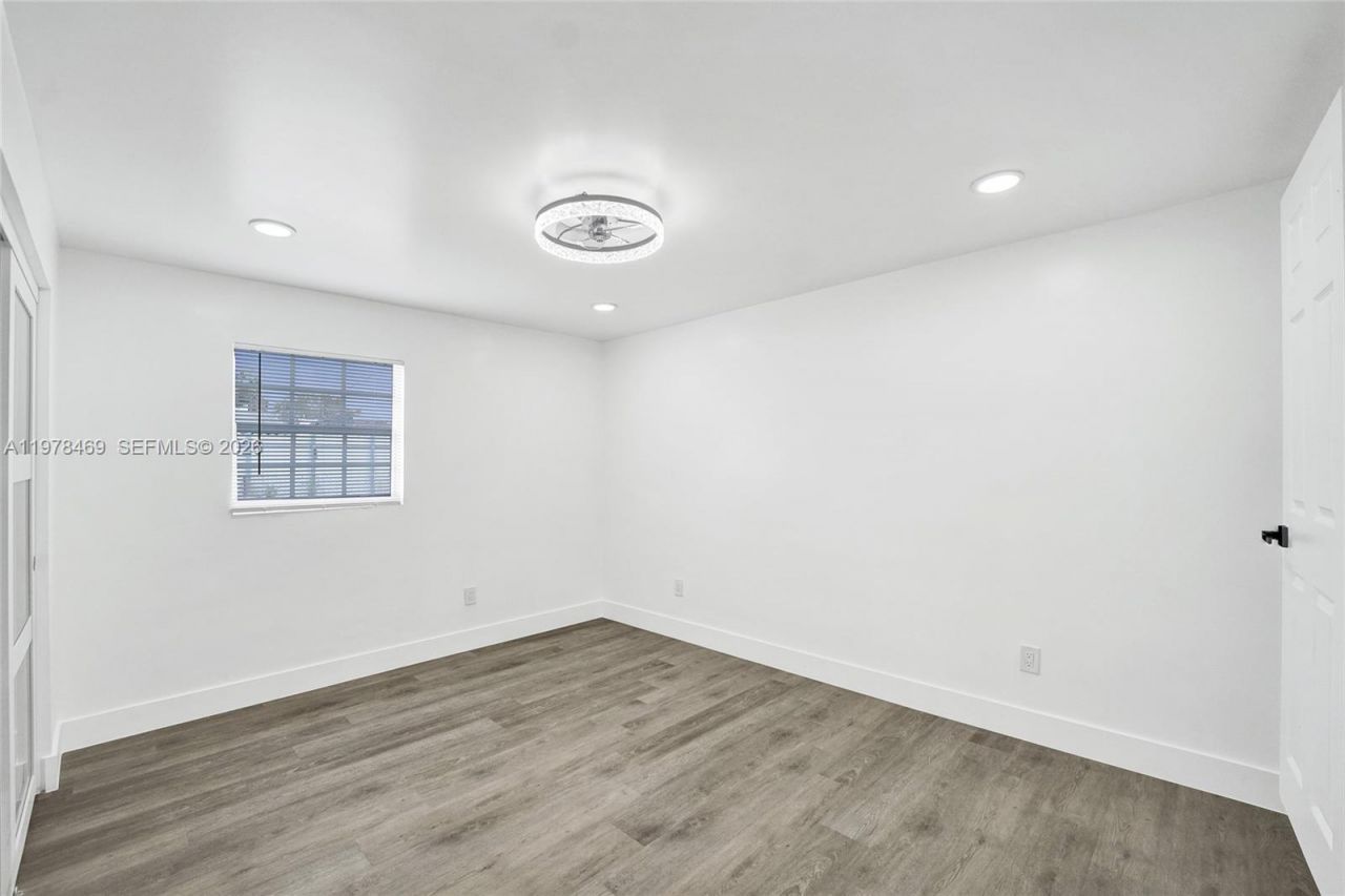 4861 NW 5th St, Plantation, FL 33317 Photo