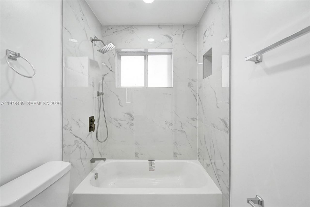 4861 NW 5th St, Plantation, FL 33317 Photo