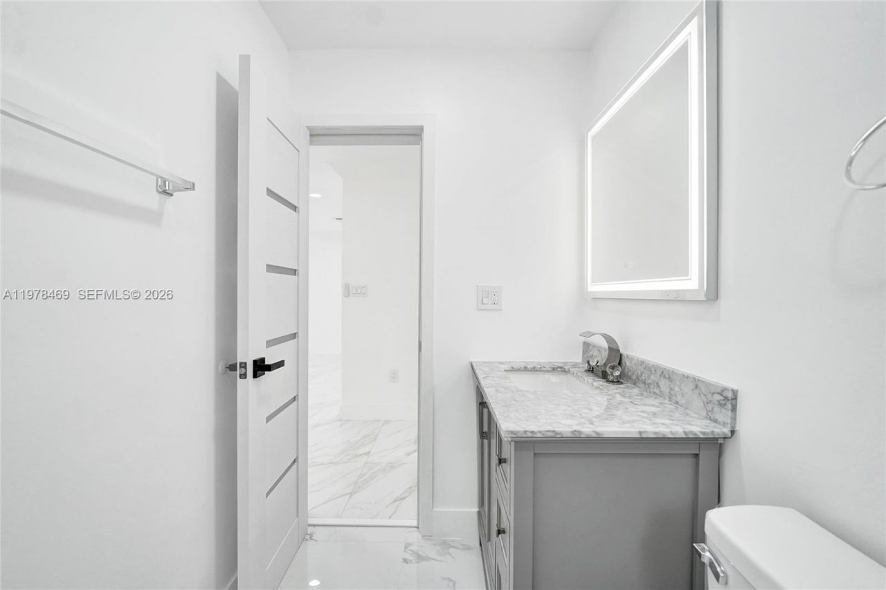 4861 NW 5th St, Plantation, FL 33317 Photo