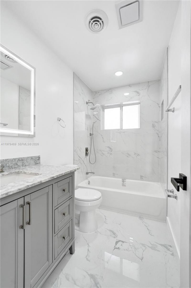 4861 NW 5th St, Plantation, FL 33317 Photo