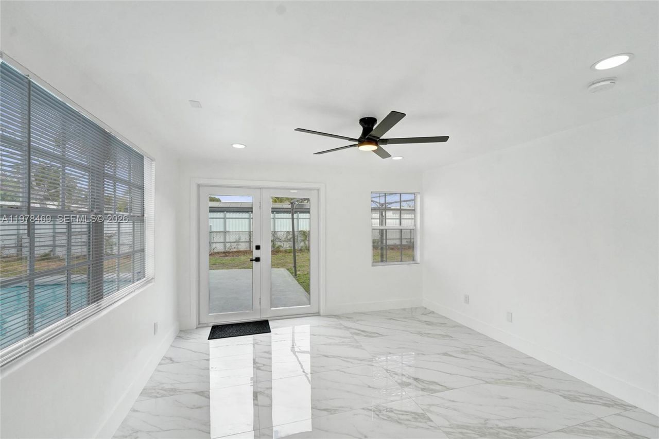 4861 NW 5th St, Plantation, FL 33317 Photo