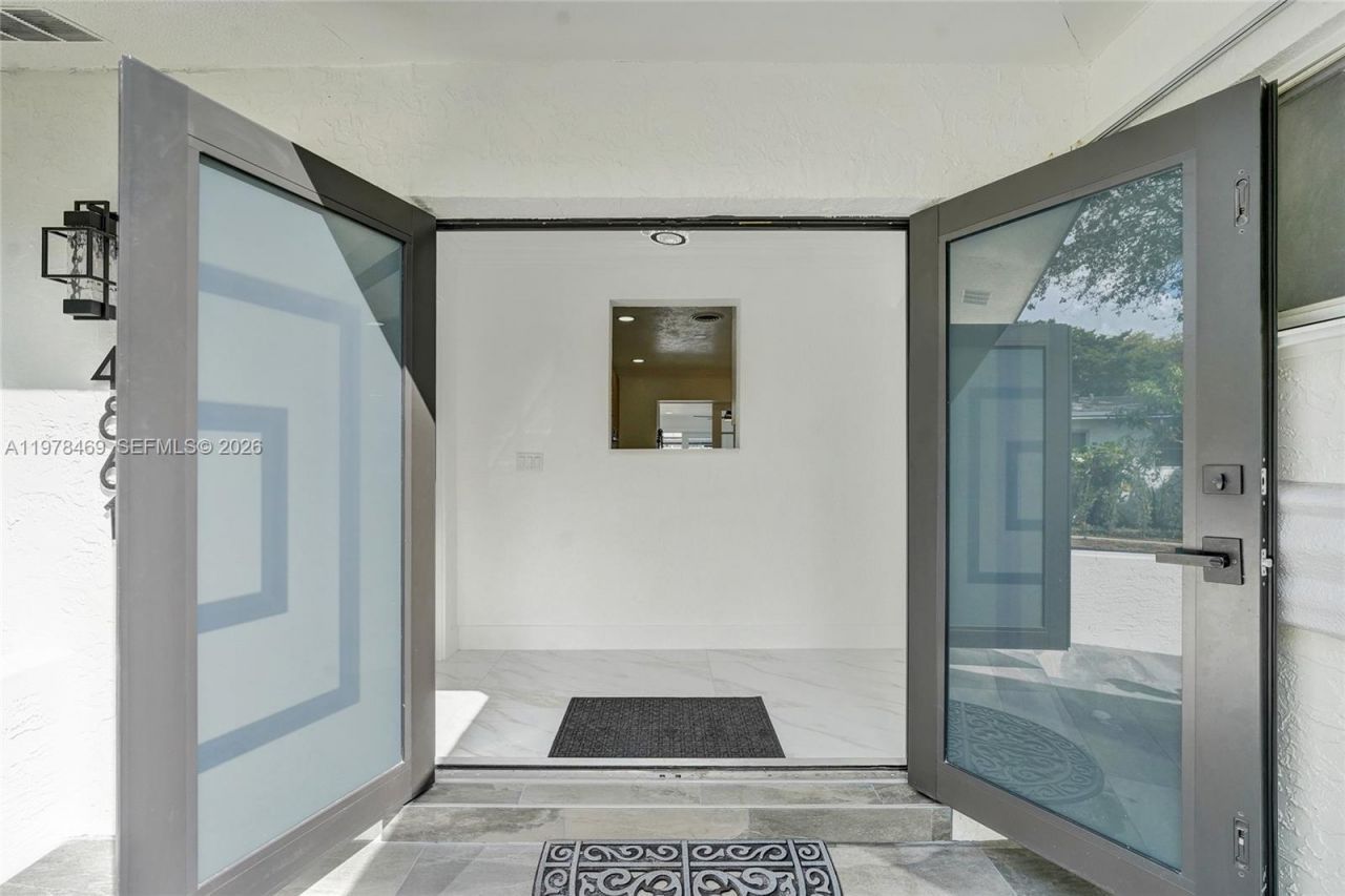 4861 NW 5th St, Plantation, FL 33317 Photo