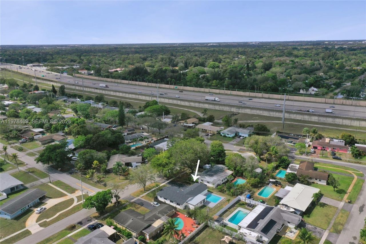 4861 NW 5th St, Plantation, FL 33317 Photo