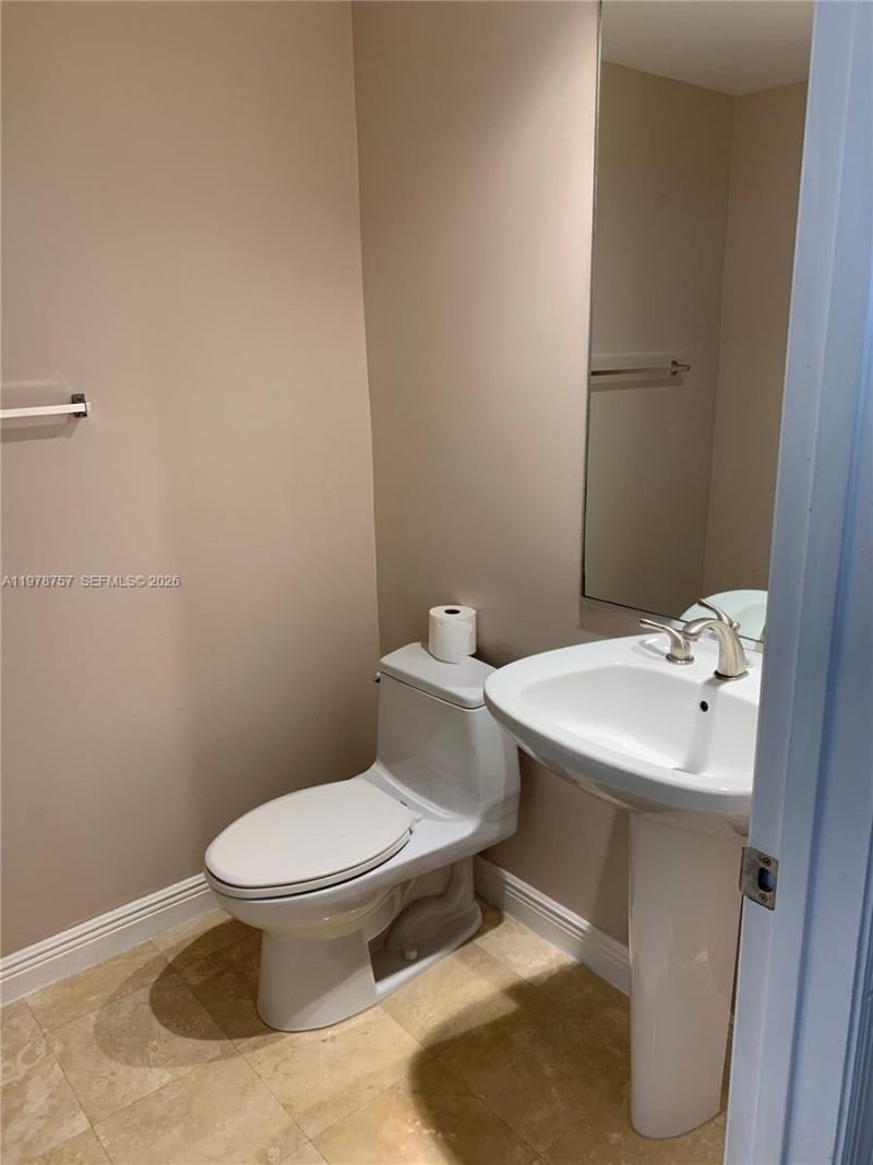 1745 E Hallandale Beach Blvd, Unit 2204W, Hallandale Beach, FL 33009 Photo