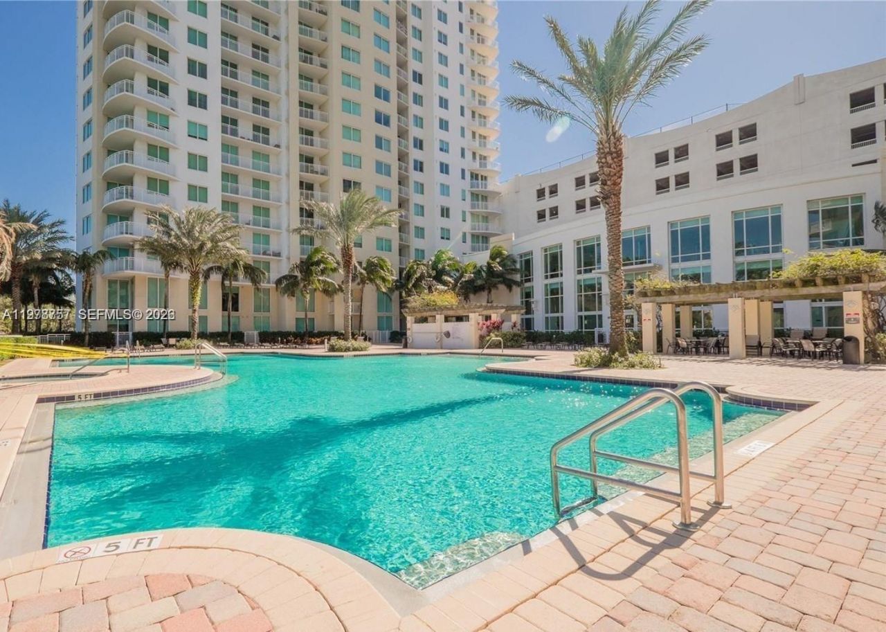 1745 E Hallandale Beach Blvd, Unit 2204W, Hallandale Beach, FL 33009 Photo