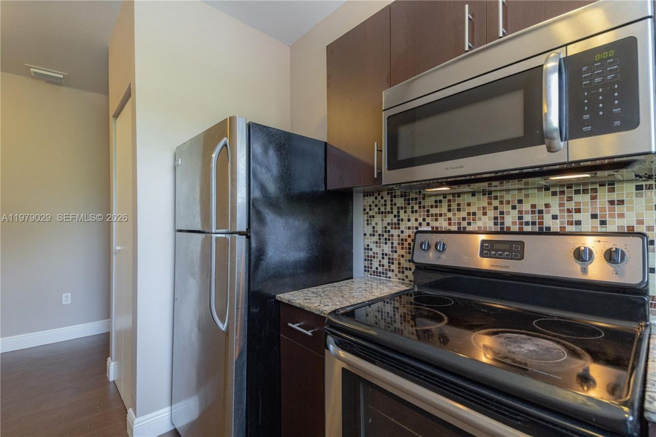 5416 NE 1st Ct , Unit 2, Miami, FL 33137 Photo