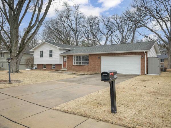 12145 N WHISPERING WOODS Drive, Dunlap, IL 61525