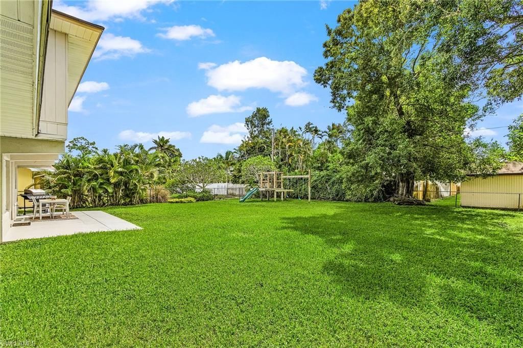 1060 Cooper Dr, Naples, FL 34103 Photo