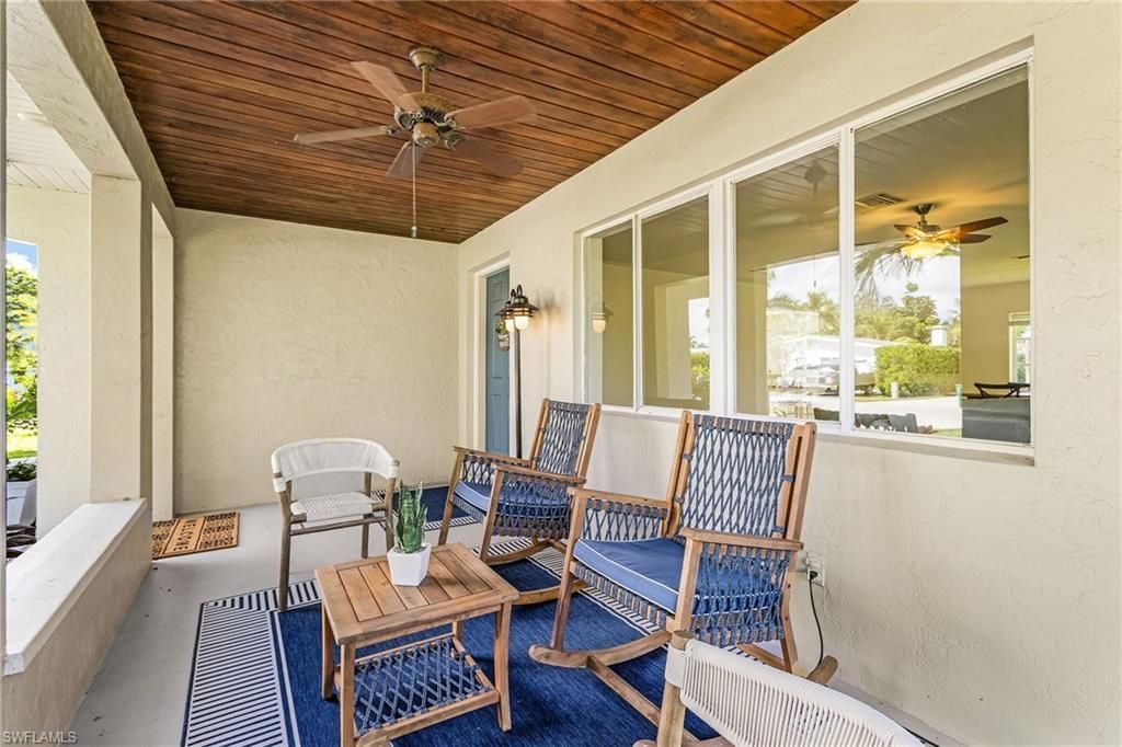 1060 Cooper Dr, Naples, FL 34103 Photo