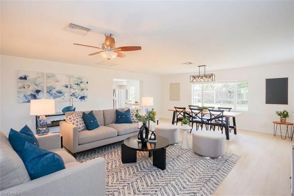 1060 Cooper Dr, Naples, FL 34103 Photo