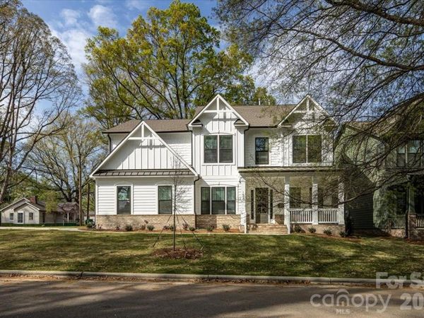 1607 Chippendale Road, Charlotte, NC 28205