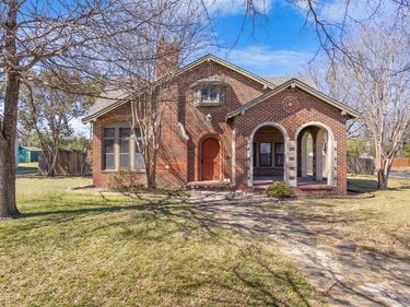 3101 Colcord Avenue, Waco, TX 76707