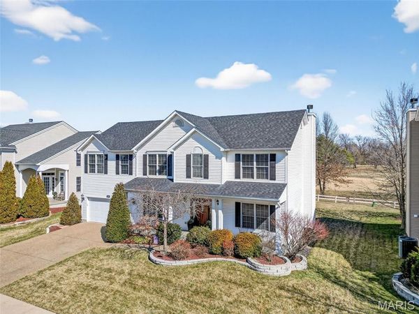 2858 Dardenne Links Drive, O'Fallon, MO 63368