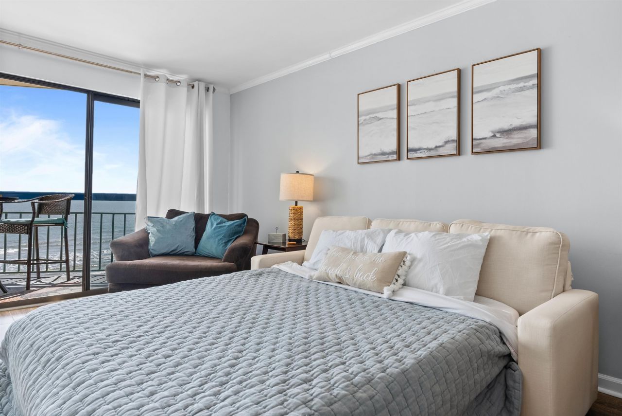 2500 N Ocean Blvd. Photo 13