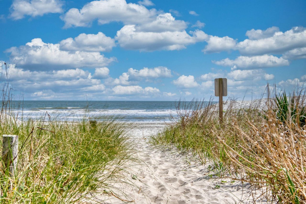 2500 N Ocean Blvd. Photo 20