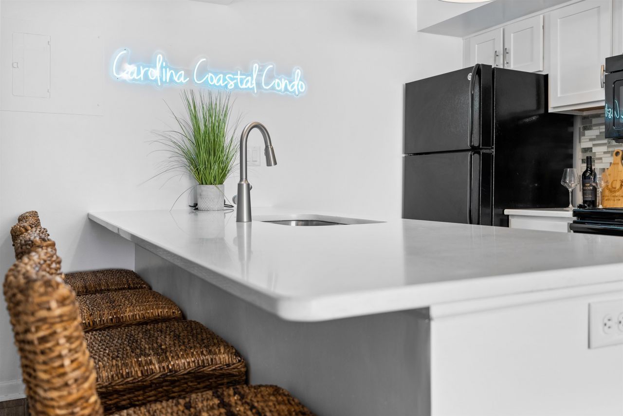 2500 N Ocean Blvd. Photo 6