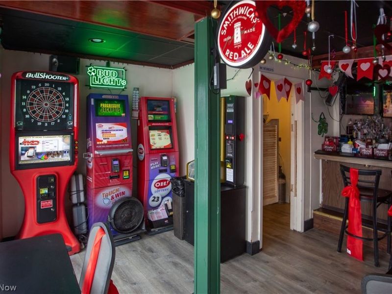 4294 Mayfield Road, South Euclid, OH 44121 Photo 11