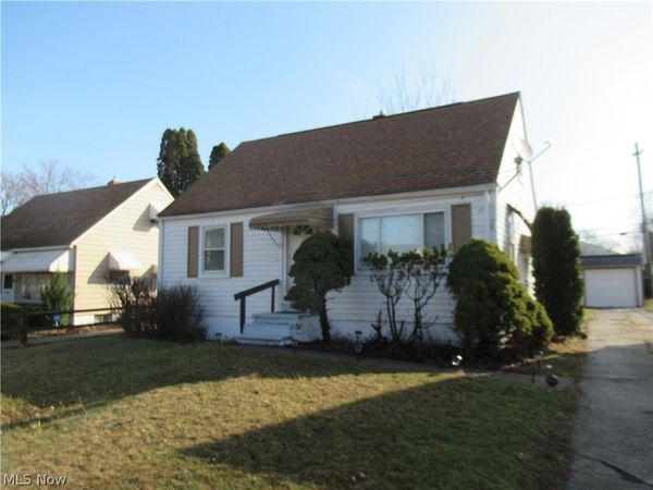 4413 W 187th Street , Cleveland, OH 44135