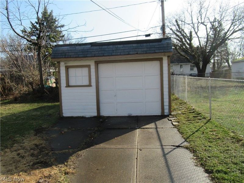 4413 W 187th Street , Cleveland, OH 44135 Photo 3