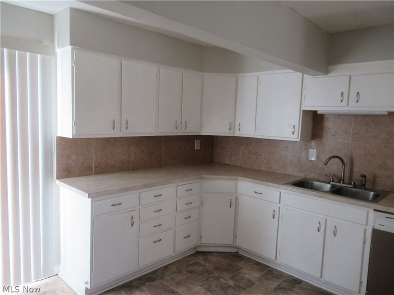 4413 W 187th Street , Cleveland, OH 44135 Photo 7