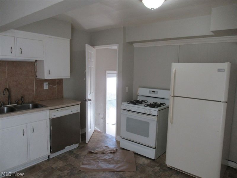 4413 W 187th Street , Cleveland, OH 44135 Photo 8