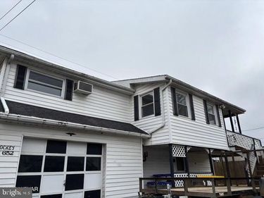 652 R E CHURCH STREET, LOCK HAVEN, PA 17745