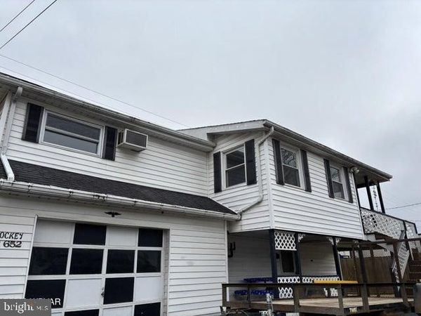 652 R E CHURCH STREET , LOCK HAVEN, PA 17745