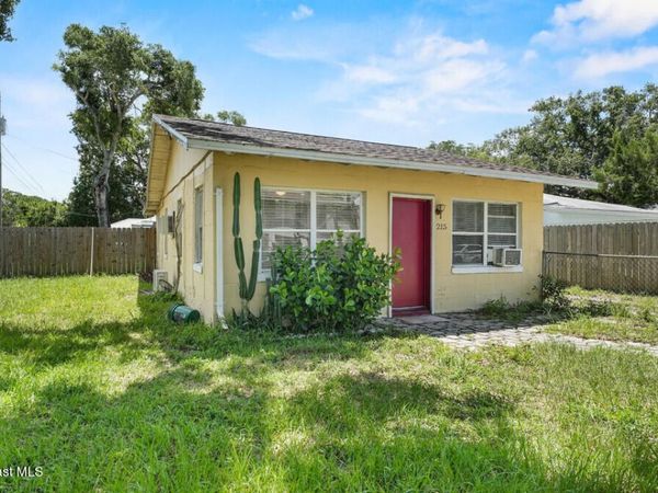 215 N Grannis Avenue , Titusville, FL 32796