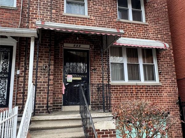 946 E 215th Street , Bronx, NY 10469