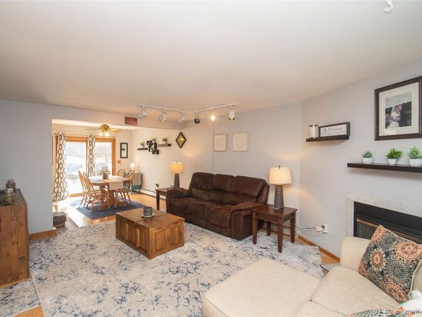 10 Franklin Place, Washingtonville, NY 10992