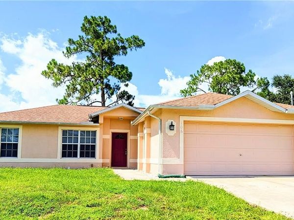 106 W 5th ST, LEHIGH ACRES, FL 33972