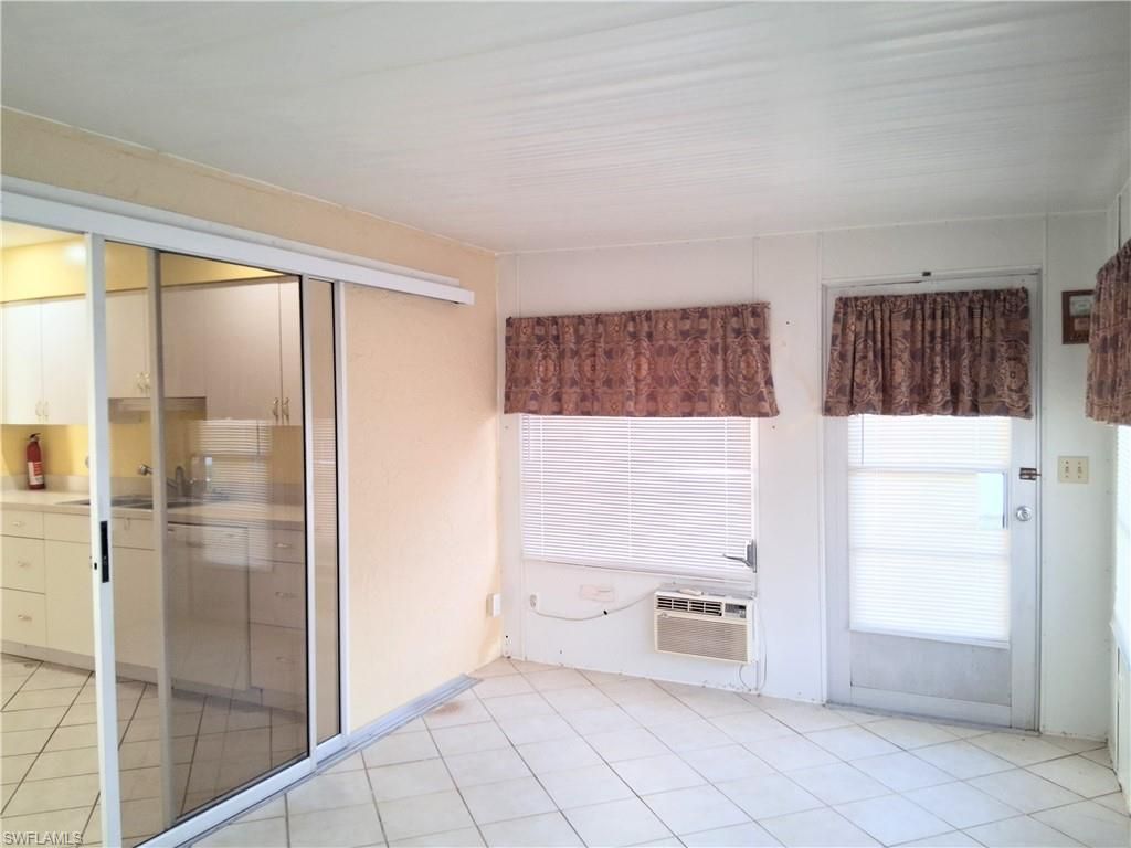 58 Tangerine Ct , Lehigh Acres, FL 33936 Photo