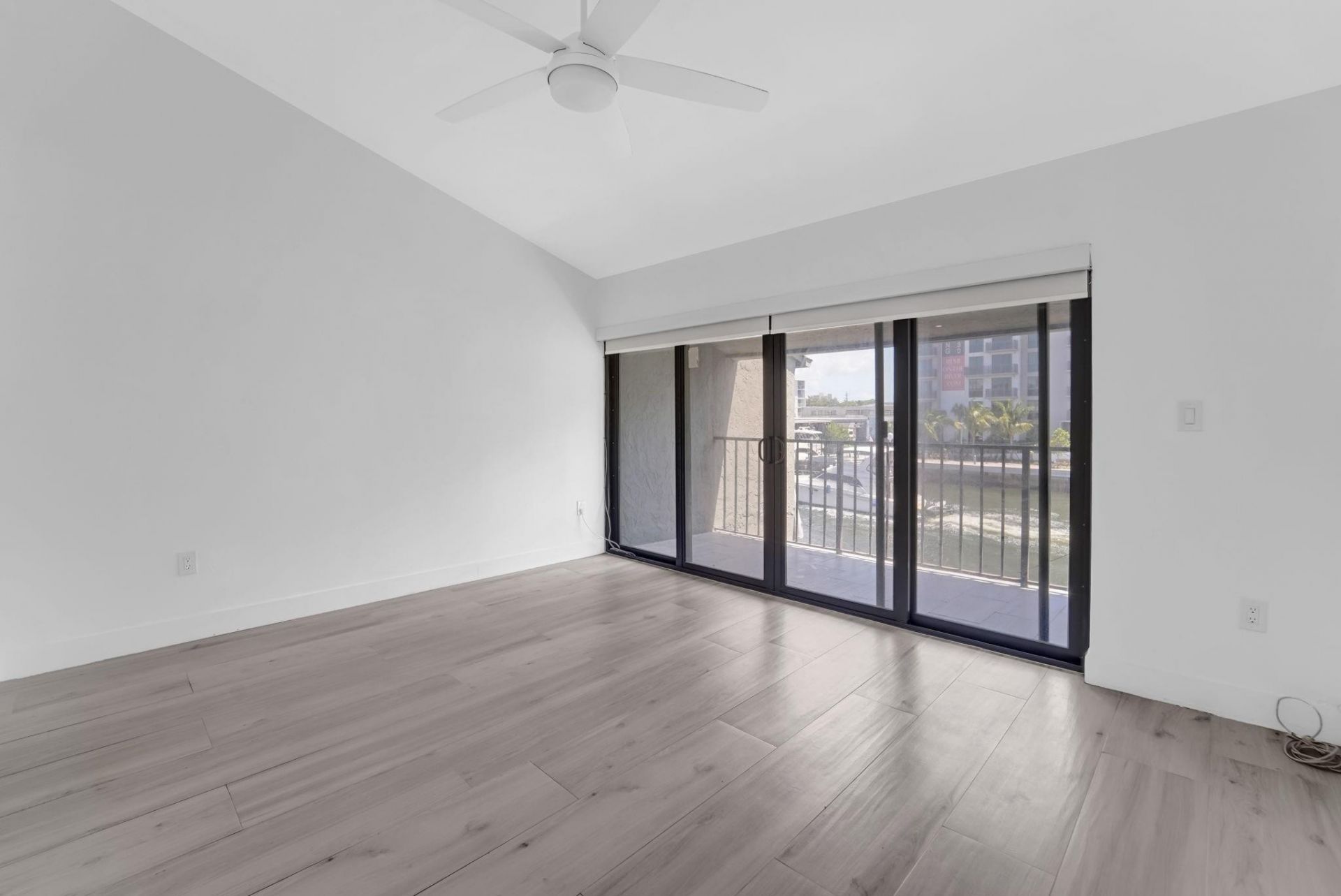 1000 NW North River Dr, Unit 14, Miami, FL 33136 Photo