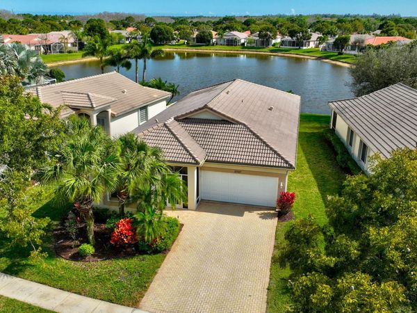 2707 Clipper Circle, West Palm Beach, FL 33411
