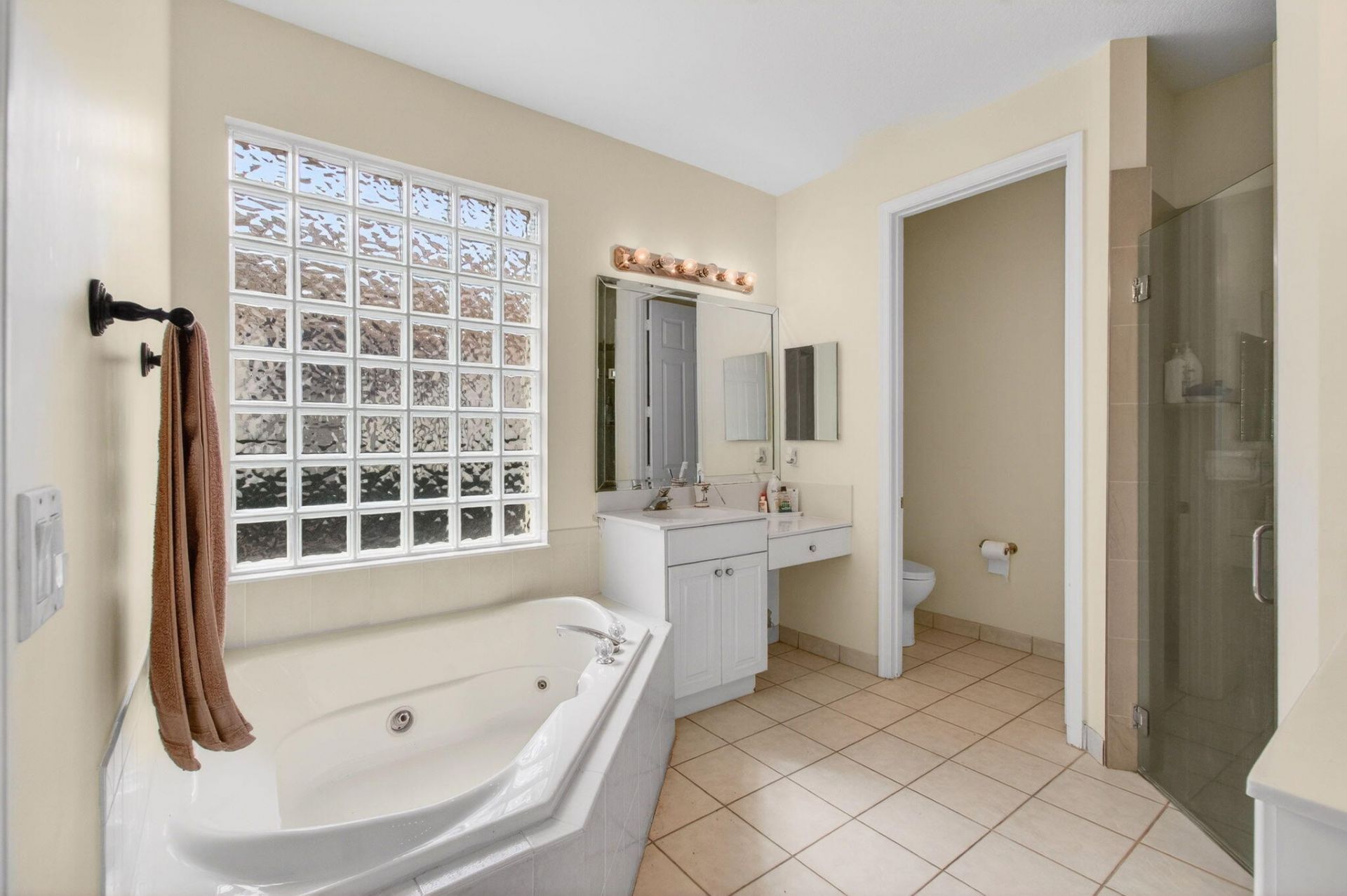 2707 Clipper Circle, West Palm Beach, FL 33411 Photo