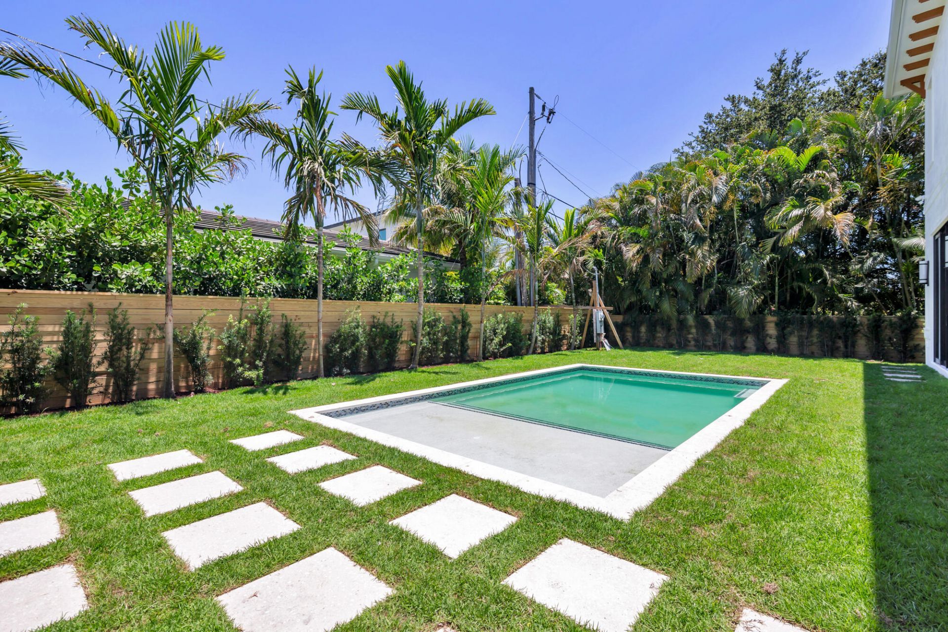 261 Rutland Boulevard, West Palm Beach, FL 33405 Photo