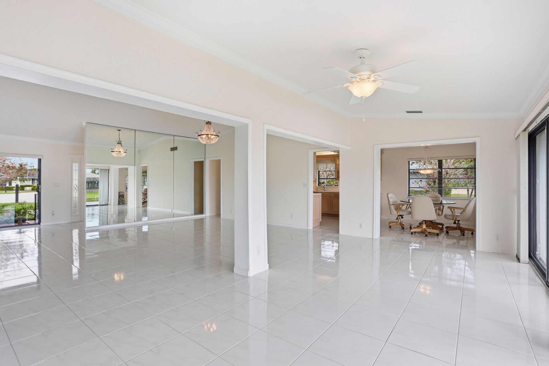 10426 Vereda Circle, Boynton Beach, FL 33436 Photo