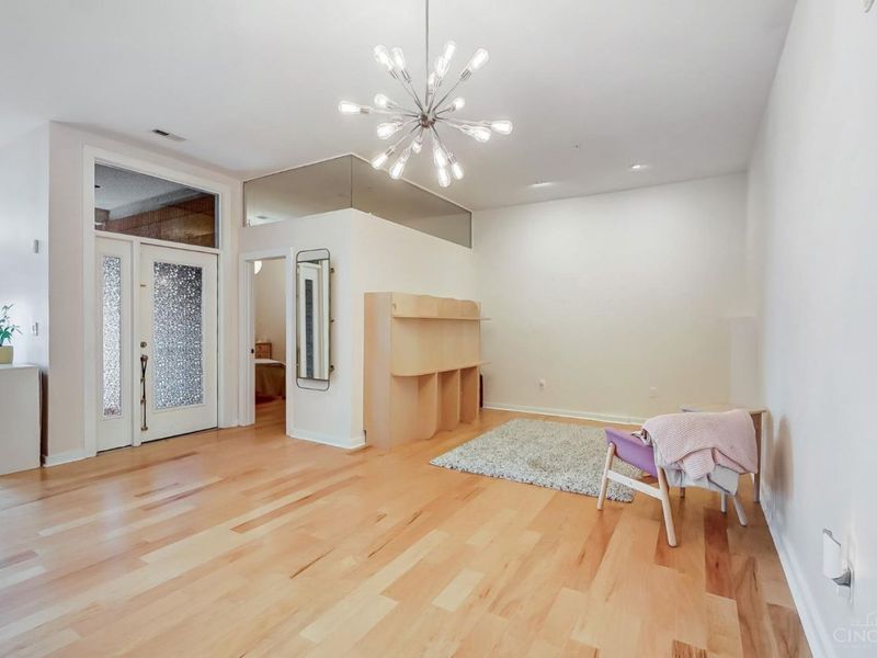 1150 Vine Street, Unit 12, Cincinnati, OH 45202 Photo 24