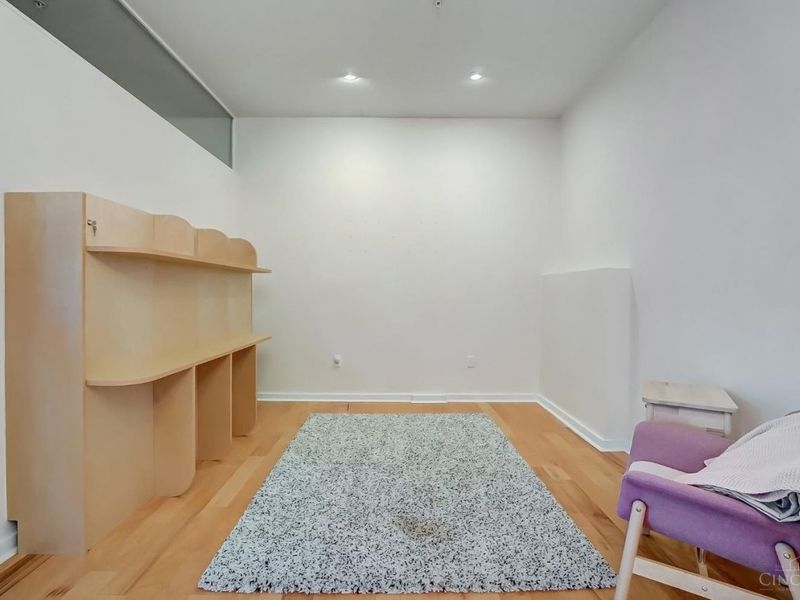 1150 Vine Street, Unit 12, Cincinnati, OH 45202 Photo 26