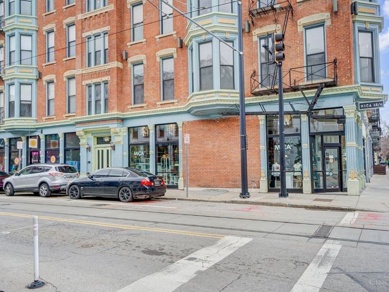 1150 Vine Street, Unit 12, Cincinnati, OH 45202 Photo 42