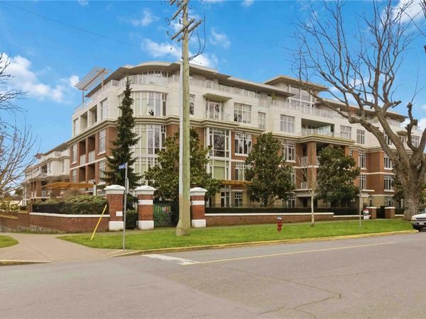999 Burdett Ave , Unit 508, Victoria, BC V8V 3G7