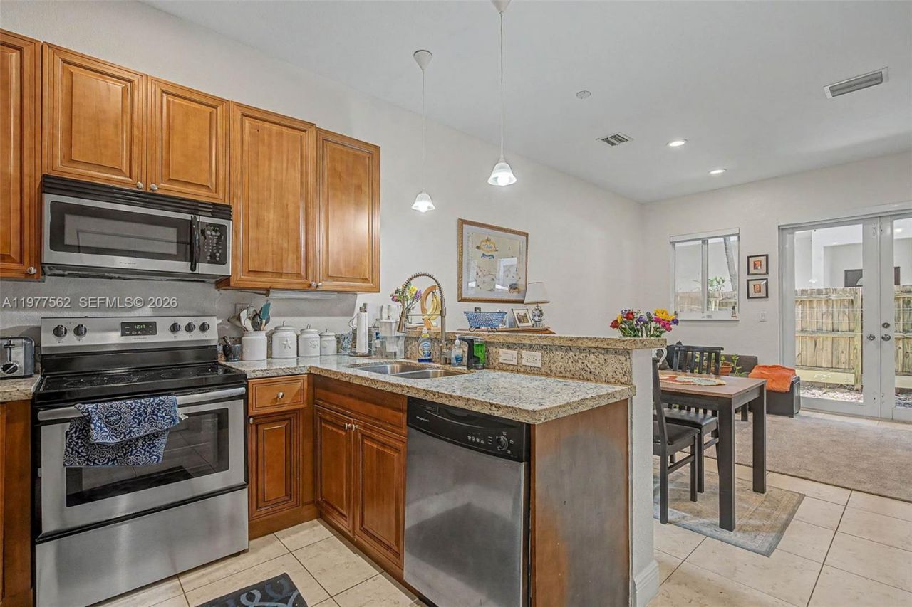 2945 Coconut Ave, Miami, FL 33133 Photo