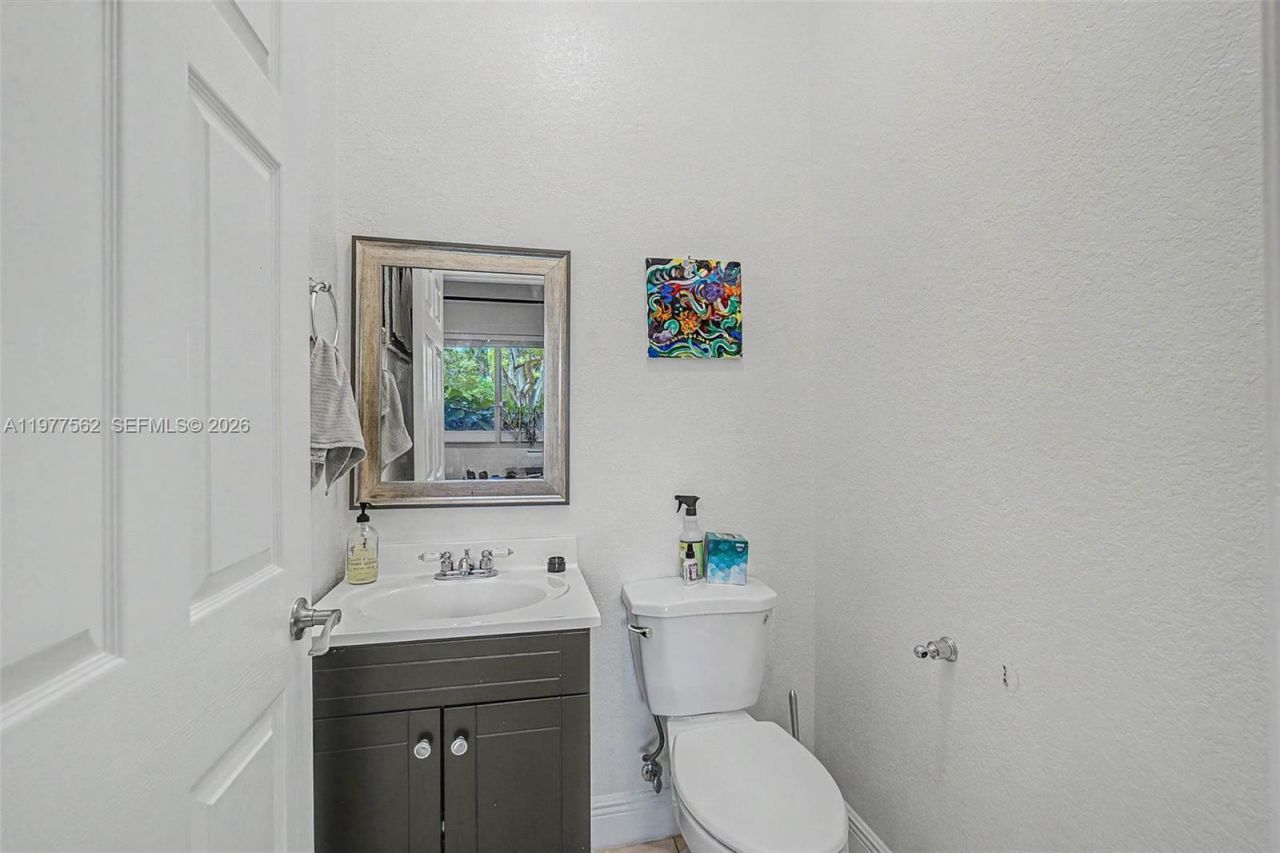 2945 Coconut Ave, Miami, FL 33133 Photo