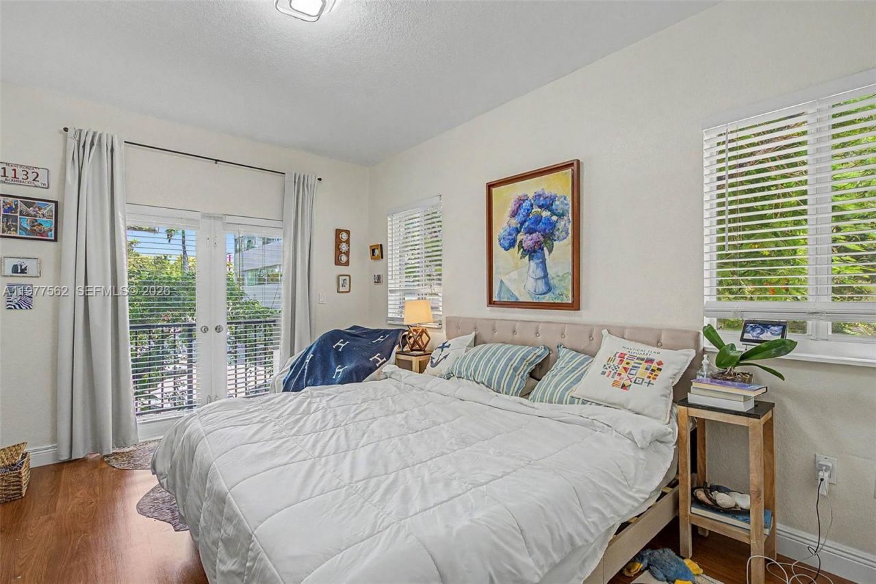 2945 Coconut Ave, Miami, FL 33133 Photo