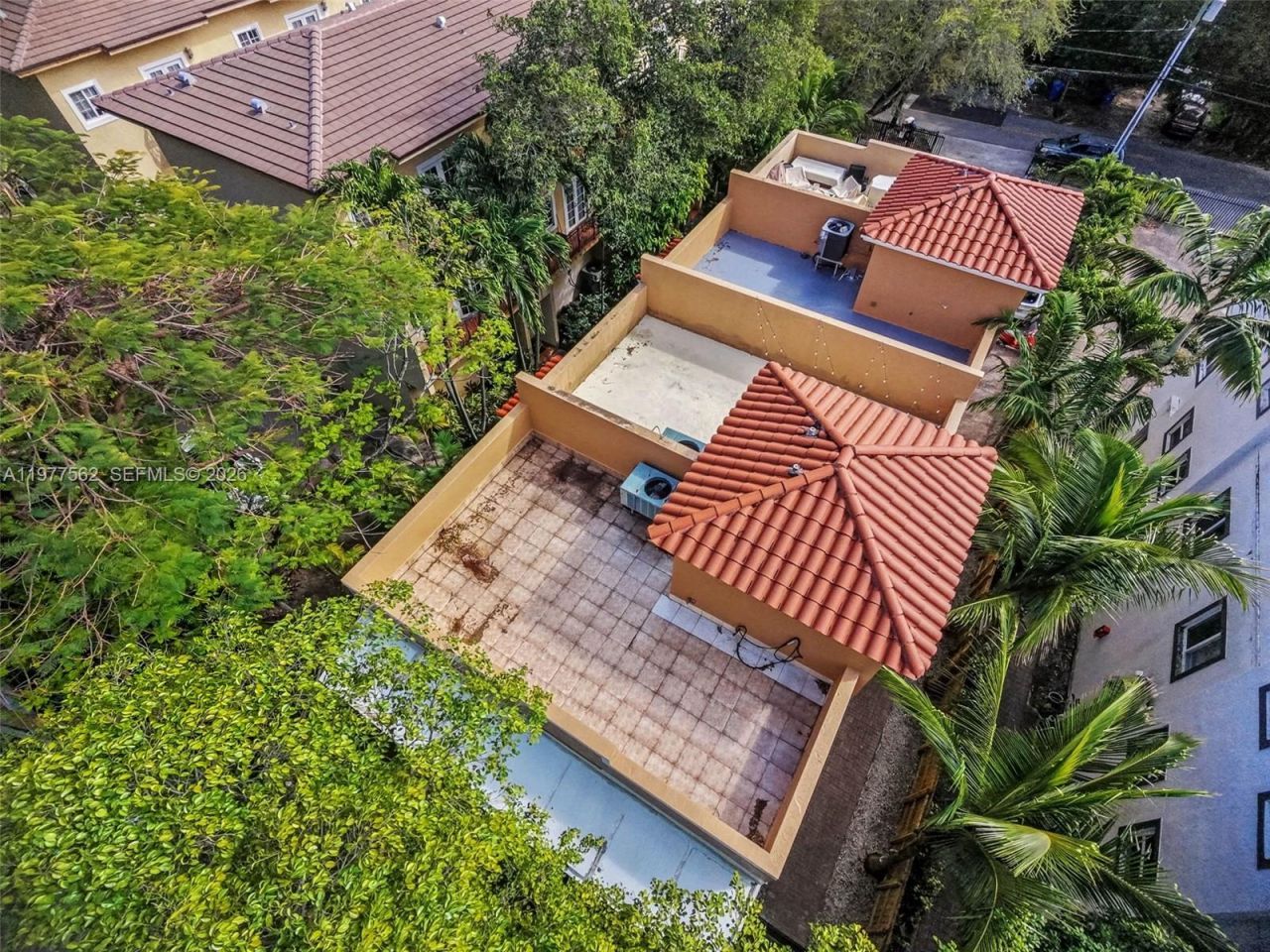 2945 Coconut Ave, Miami, FL 33133 Photo