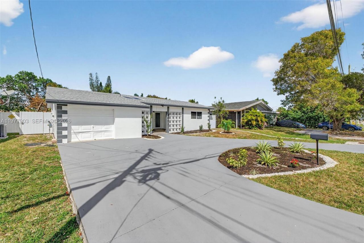 6621 Ficus Dr , Miramar, FL 33023 Photo