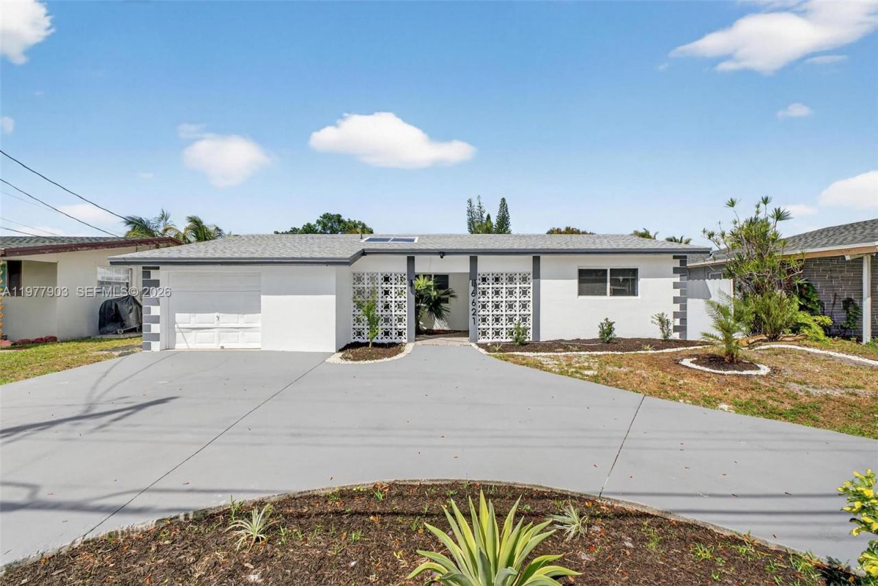 6621 Ficus Dr , Miramar, FL 33023 Photo