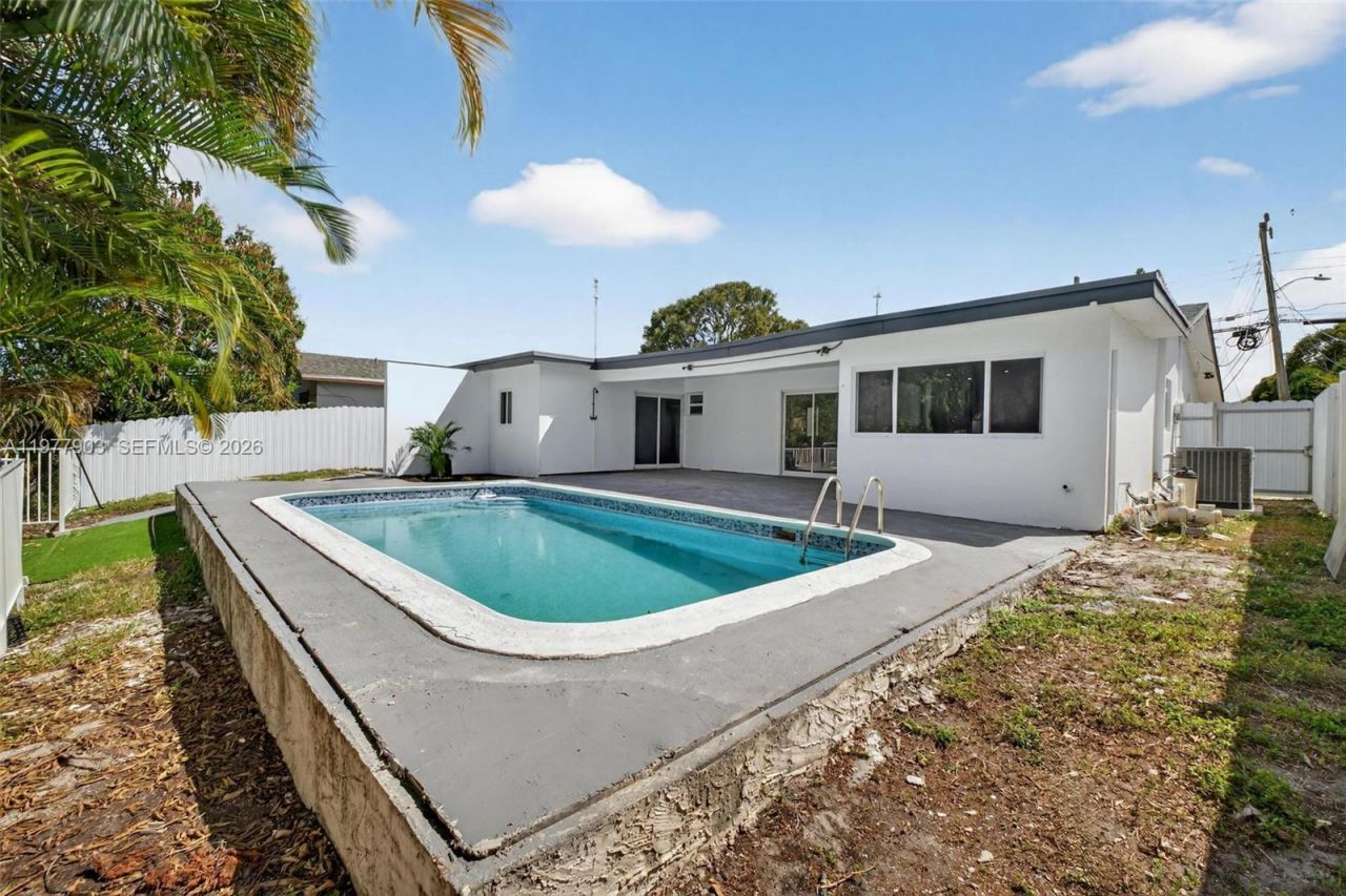 6621 Ficus Dr , Miramar, FL 33023 Photo